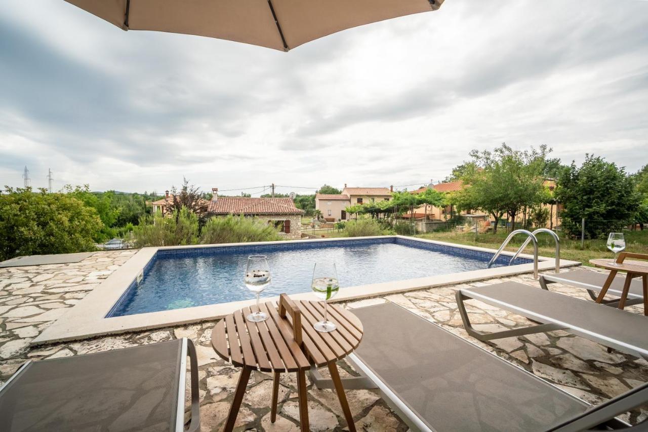 Villa House Luce Krapan Exterior foto